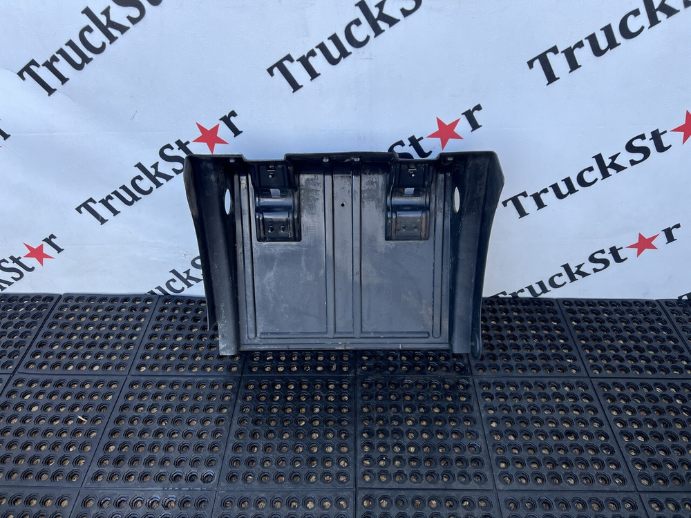 Крыло заднее передняя часть 2023г