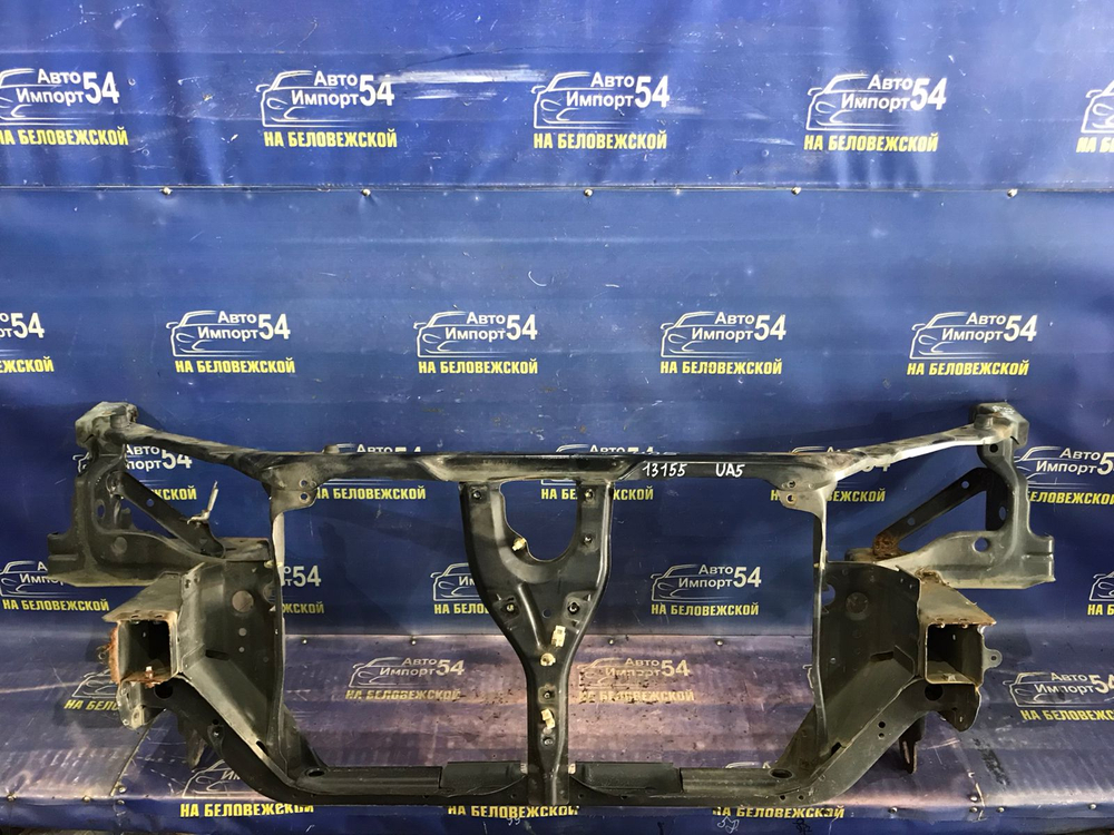 Рамка радиатора / телевизор Honda SABER 1998-2003