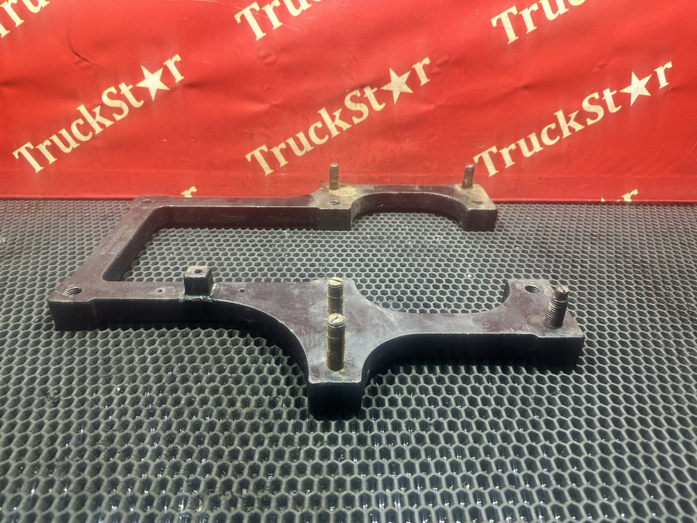 Кронштейн ящика АКБ 2023г.