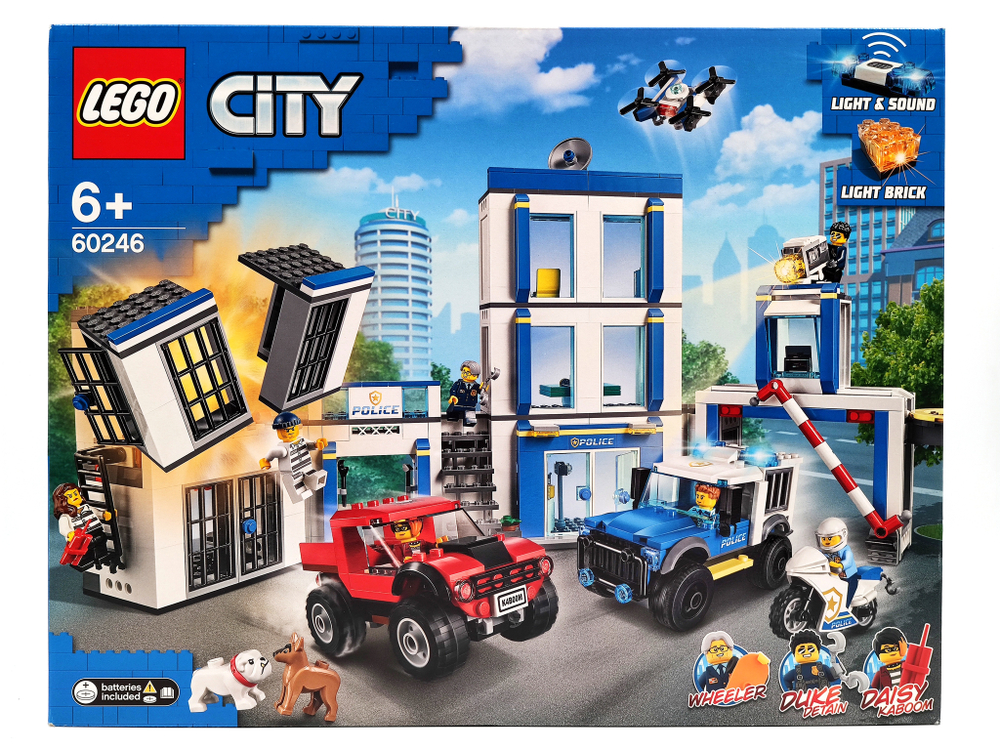 Конструктор LEGO 60246 Полицейский участок