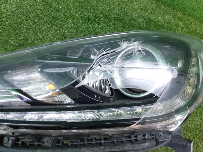 Битая Фара левая Hyundai Solaris 2 (2017-2020) галоген