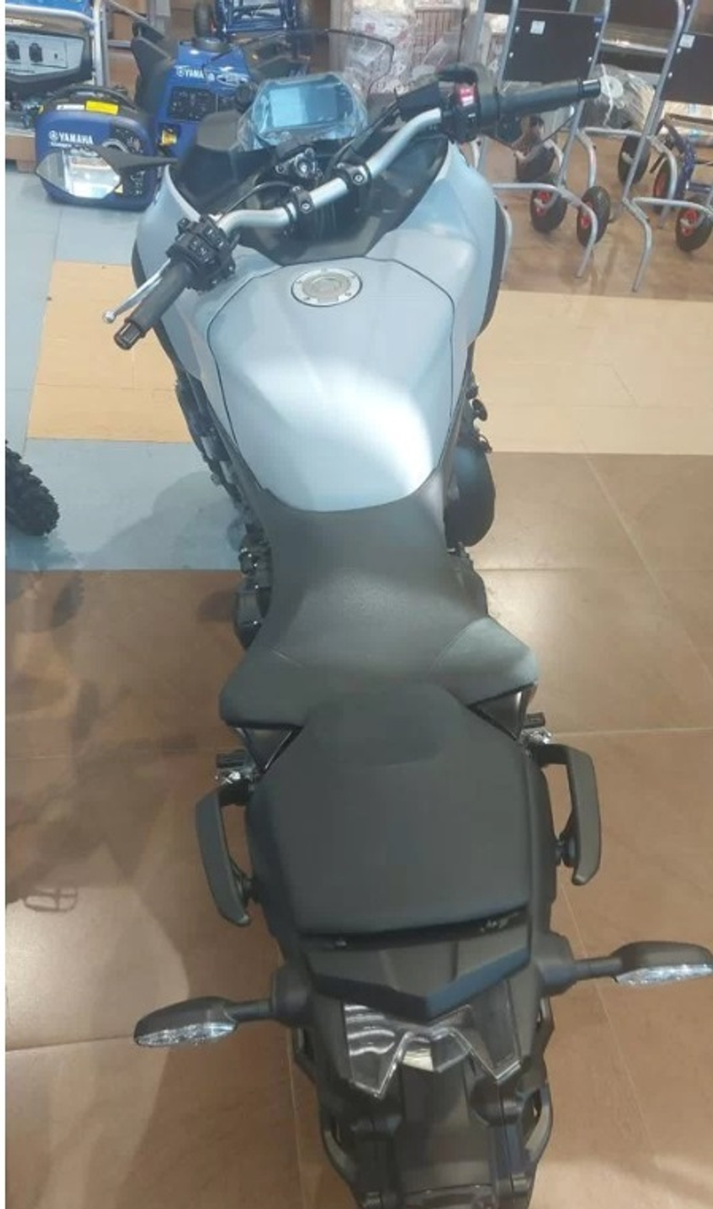 Мотоцикл Yamaha MXT 850 Niken YAM-MTX850N