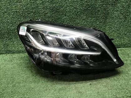 Фара правая Mercedes C w205 (2018-2023) LED