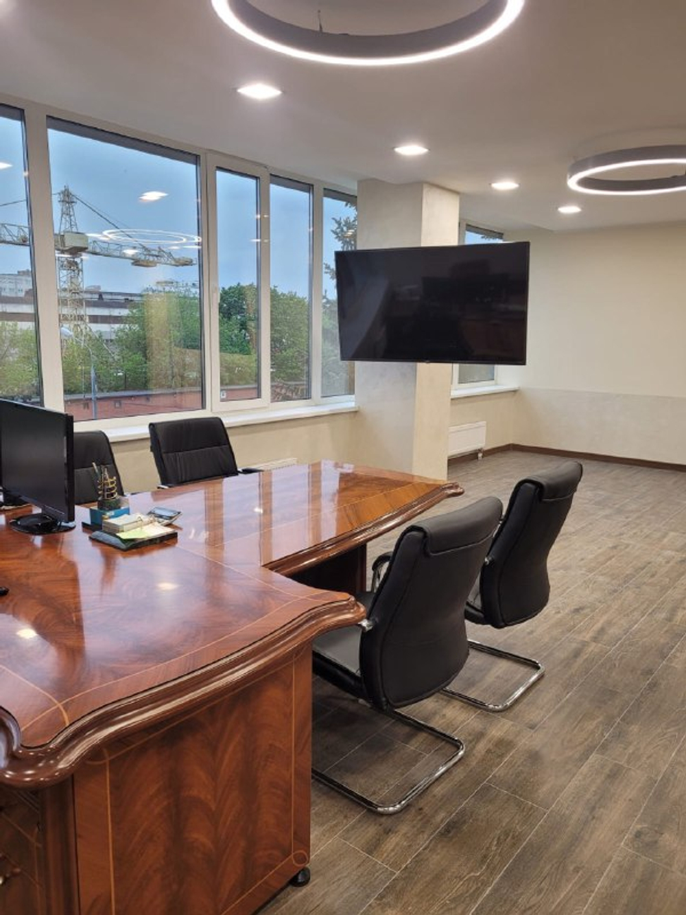 Офис Компании MEL