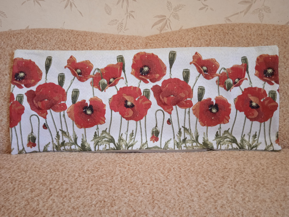 Декоративный гобеленовый чехол Маки 34х87