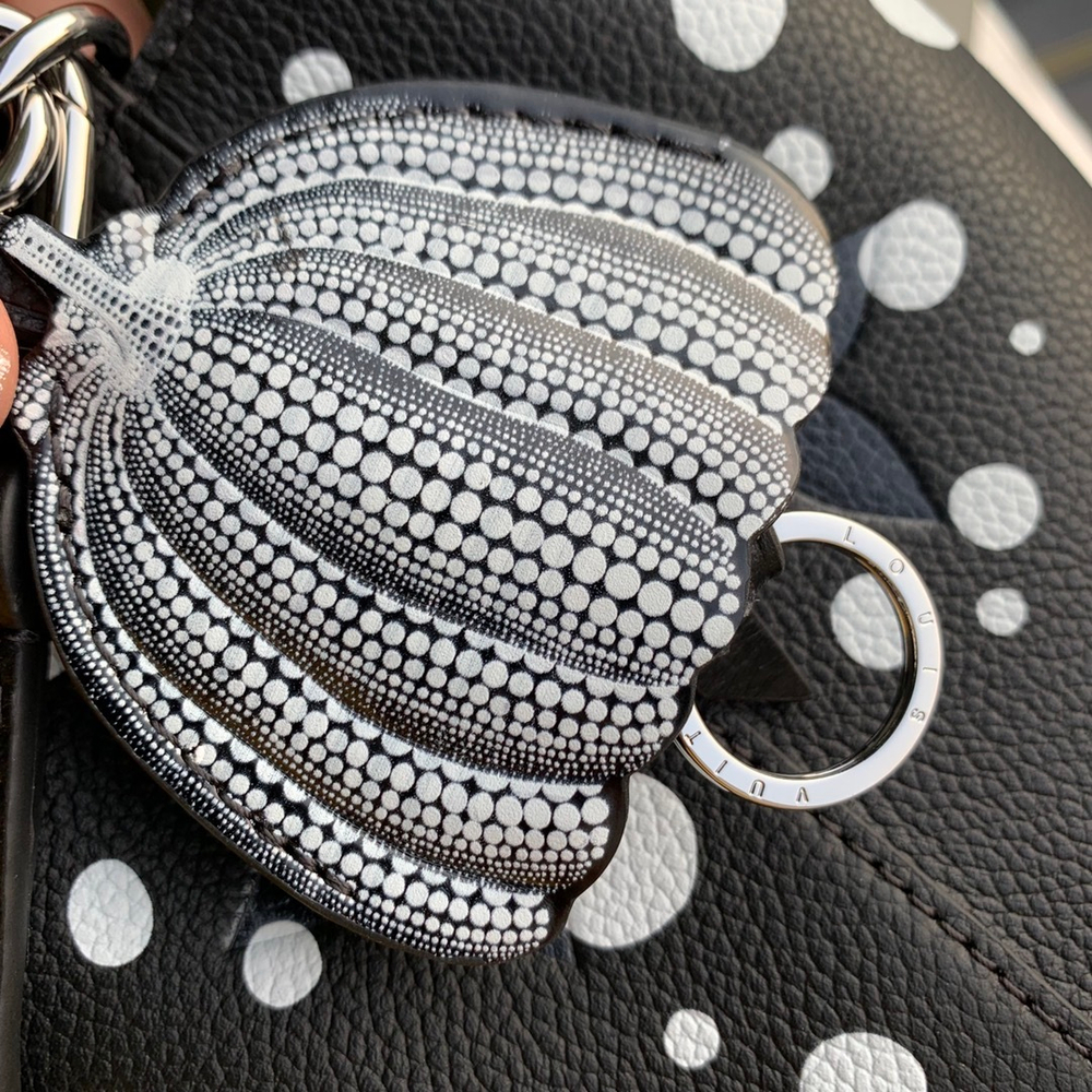 Louis Vuitton NeoNoe MM