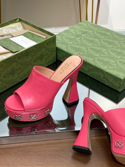 Gucci Slide Sandal