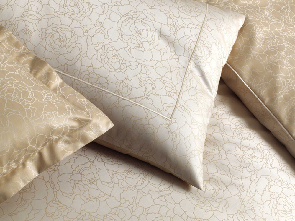 Пододеяльник 200х200 Elegante Romeo бежевый вид