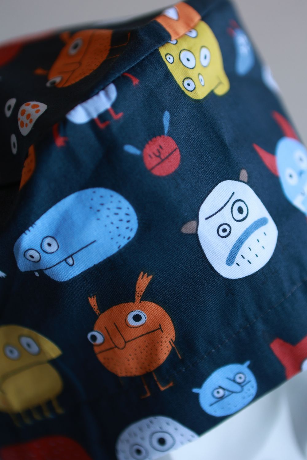 Медицинский колпак (Принт «Вирусы на черном»)