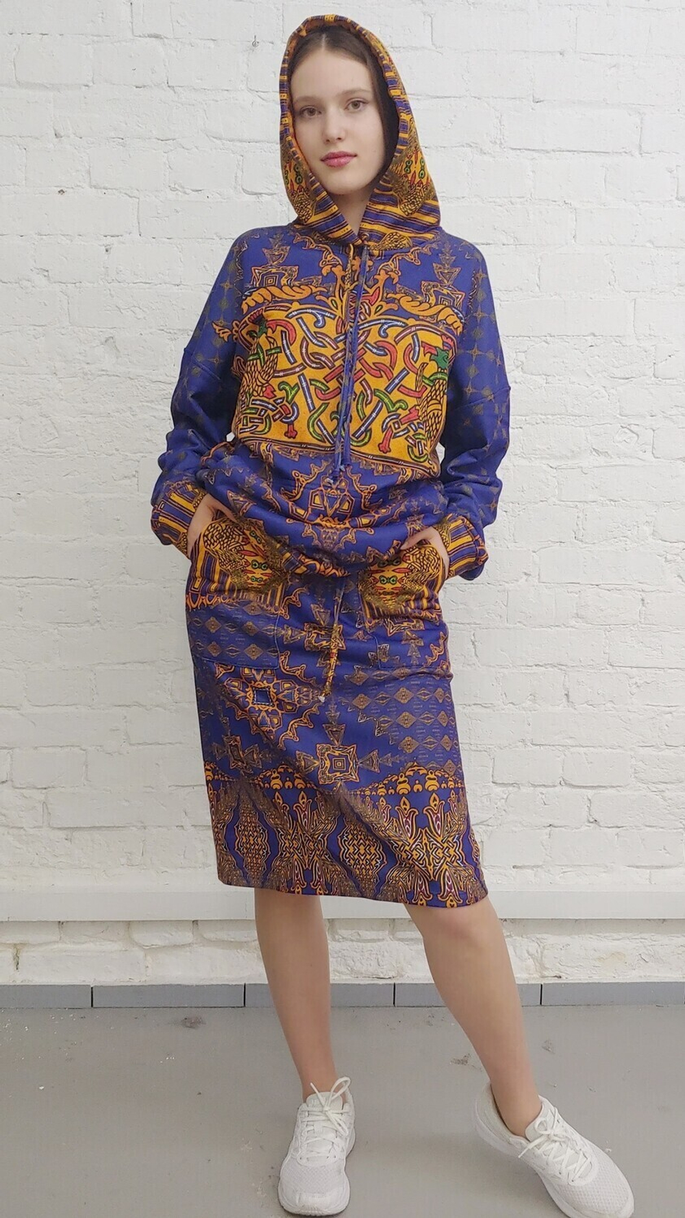 Худи "Золото на синем", по мотивам старинного русского орнамента