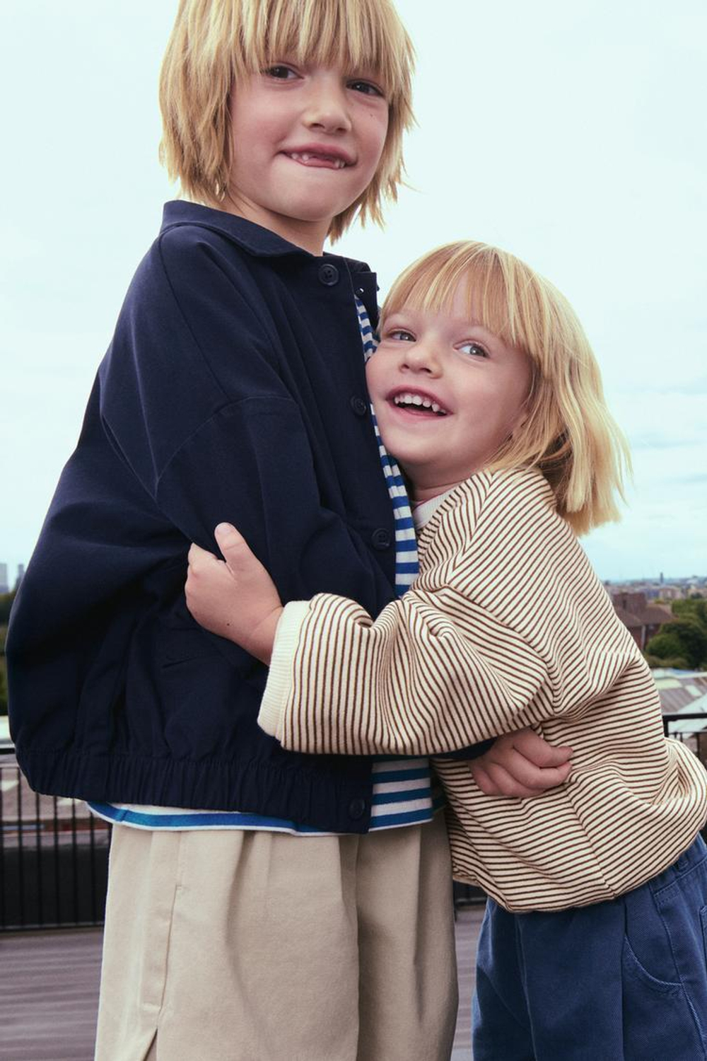 ZARA TIMELESS - ТОЛСТОВКА В ТОНКУЮ ПОЛОСКУ, ЭКРЮ/КОРИЧНЕВЫЙ