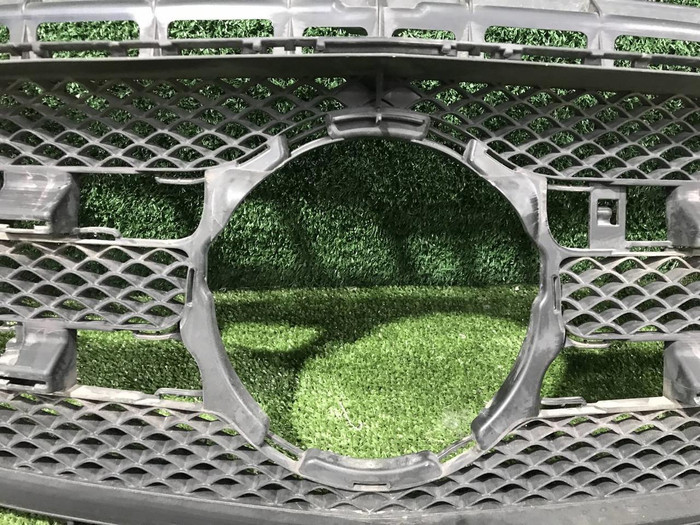 Решетка радиатора Mercedes E W213 (2016-2021)