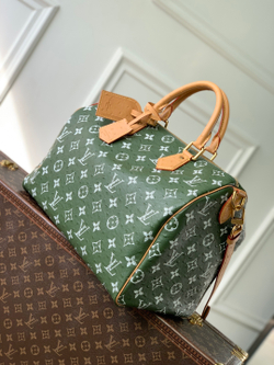 Louis Vuitton Speedy P9 Bandouliere 40