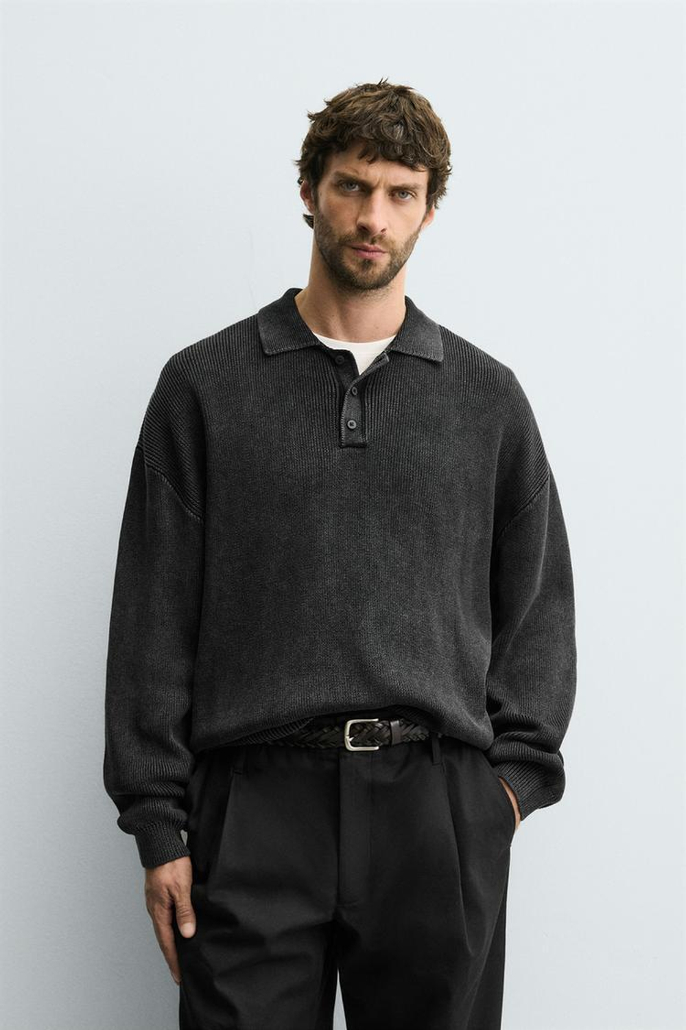 ZARA ТРИКОТАЖНОЕ ПОЛО С ЭФФЕКТОМ ПОТЕРТОСТИ, ЧЕРНЫЙ