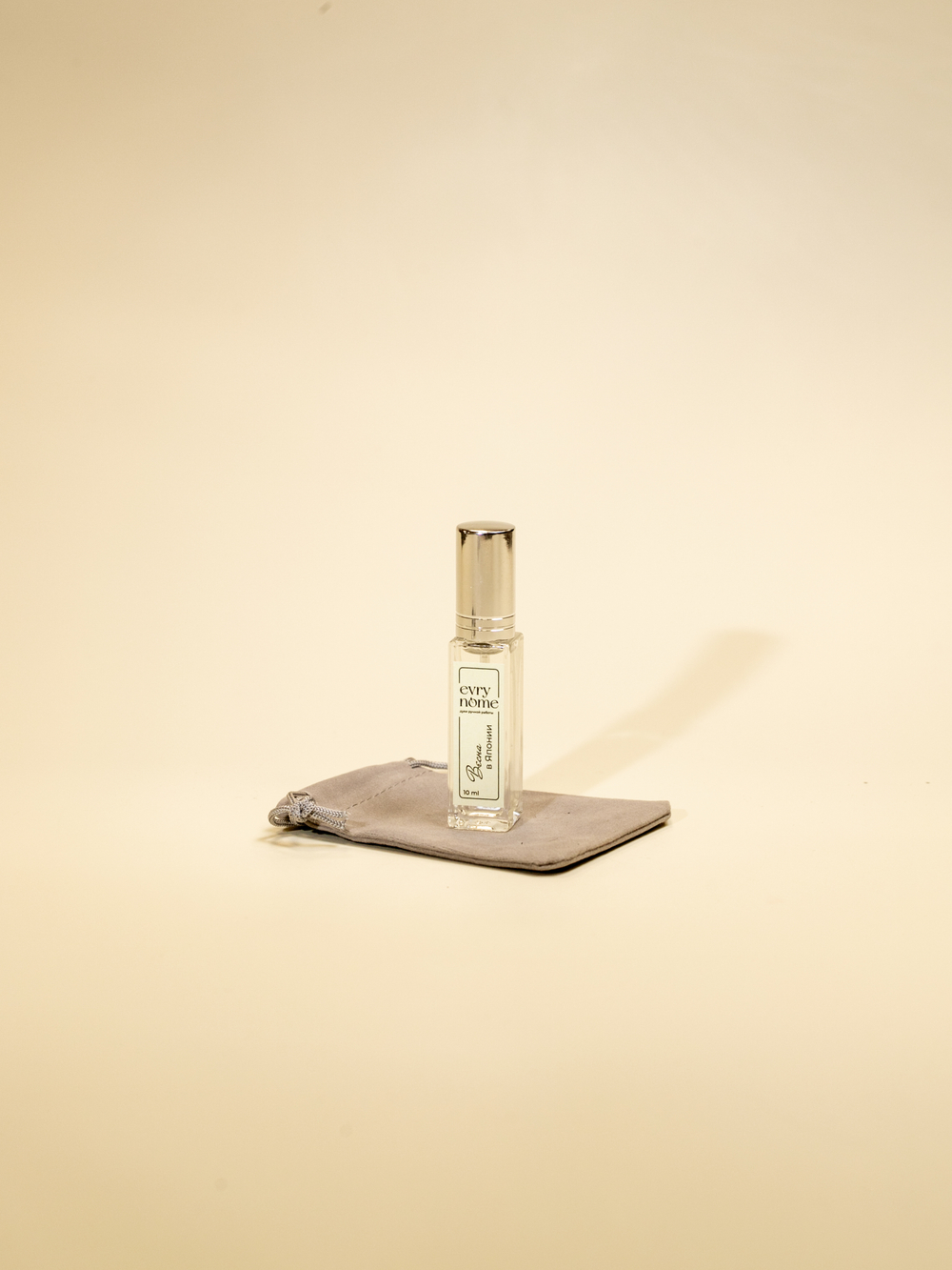 Духи Весна в Японии