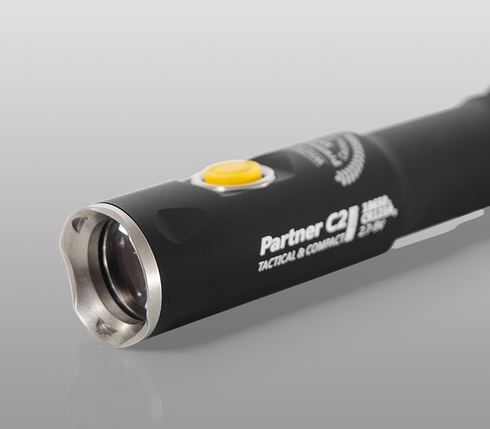 Тактический фонарь Armytek Partner C2 Pro (тёплый свет)