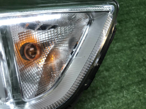 Битая Фара правая Hyundai Creta 1 (16-21) галоген