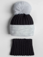 Шапка зимняя для девочки с помпоном и снуд