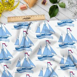Ткань габардин синие корабли на белом фоне
