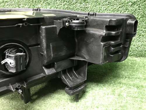 Фара левая BMW X7 G07 (2019-2022) Laser
