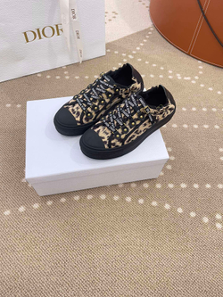 Christian Dior Walk'n'Dior Sneaker