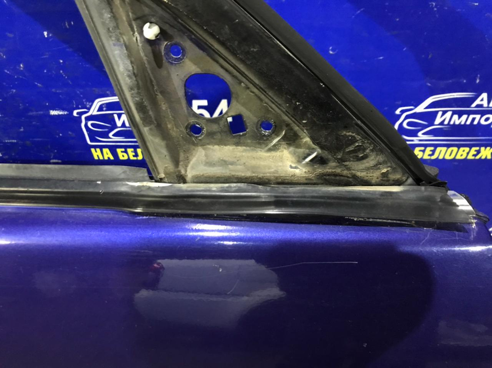 Дверь передняя правая TOYOTA COROLLA 1999