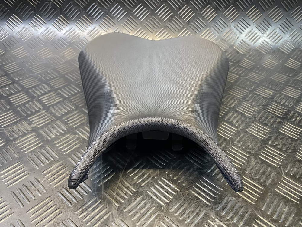 Сиденье водительское Kawasaki Ninja 400 053458