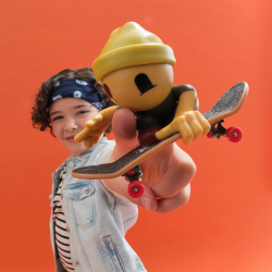 Tech Deck - Sk8 Crew Skateboard Figure 20148752 / артикул   13909 6071054 20148752  / GTIN 681147034648
