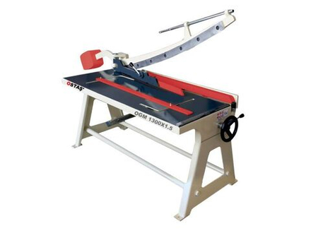 Сабельная гильотина Ostas OGM 1300