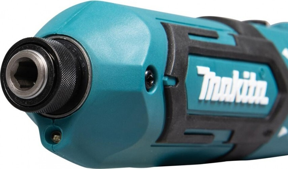 Аккумуляторный шуруповерт MAKITA TD 022 DSE TD022DSE