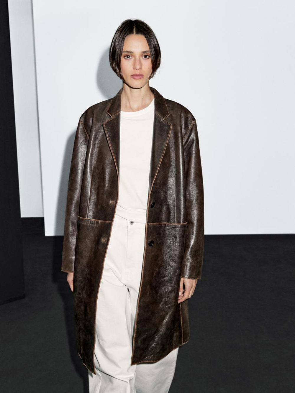 Massimo Dutti Пальто из кожи наппа с эффектом потертости, коричневый