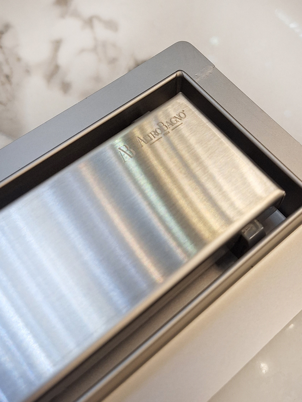 Душевой трап под плитку AltroBagno Livello 071207 Cr (60)