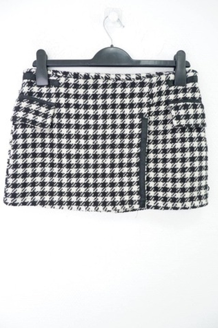 Юбка монохромная 40 размер