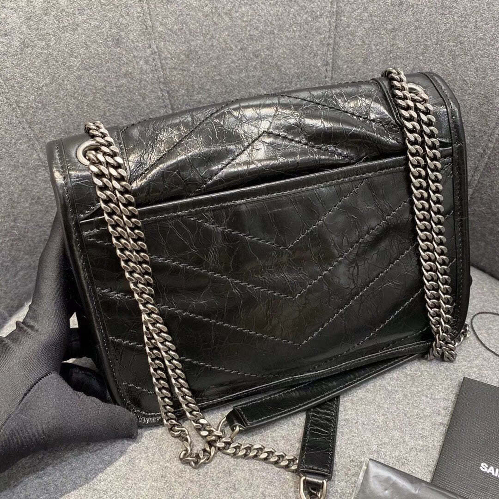 Yves Saint Laurent Niki 22 cm