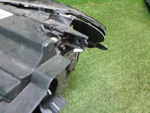 Битая Фара правая BMW X1 F48 (2019-2022) LED