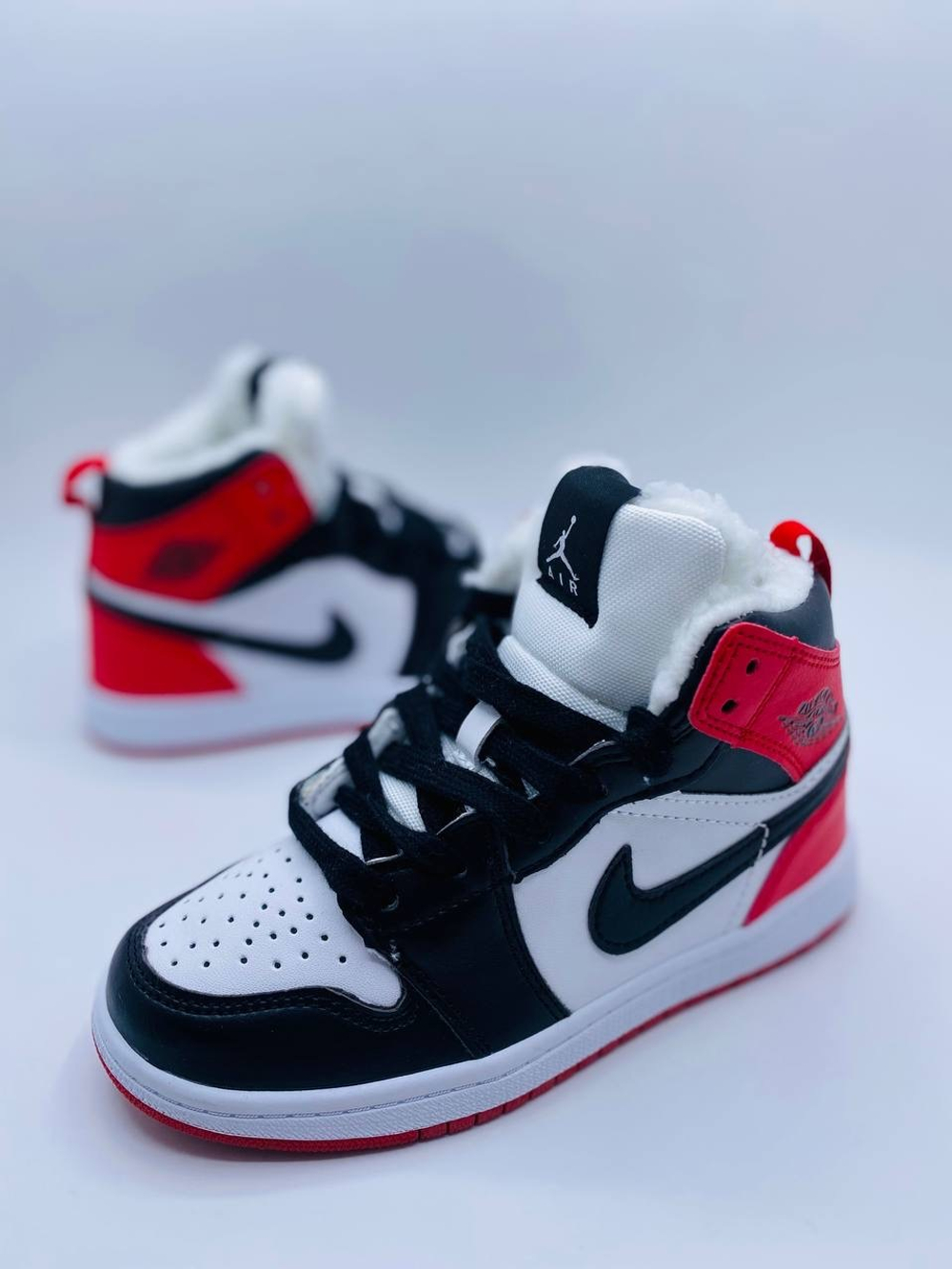 Кроссовки для детей Nike Air Jordan