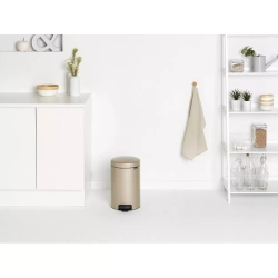 Brabantia - NewIcon Контейнер для мусора Gold Metalic, 12 л. / артикул   304446  / GTIN 8710755304446