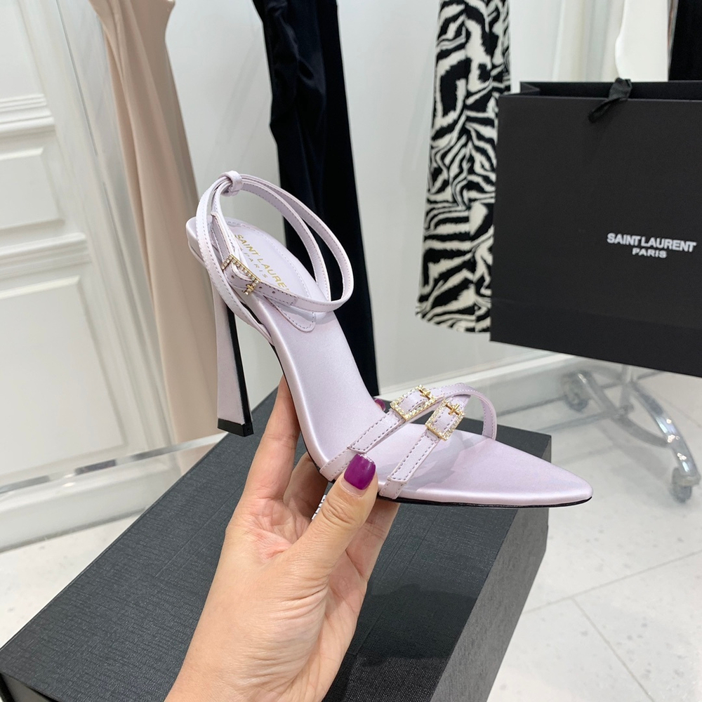 Saint Laurent Pumps