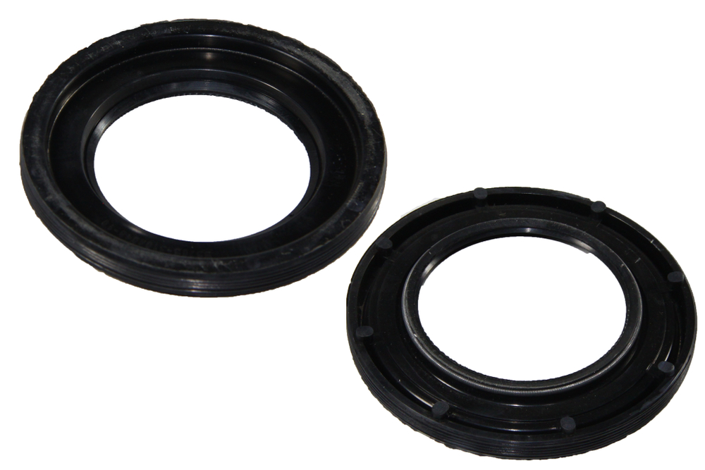 Сальник 85х135 задней ступицы КАМАЗ (чёрный с пружиной/NBR/простой) ГОСТ 8752-79 Балаково