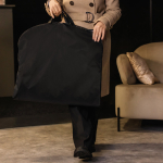 Чехол для одежды с карманами 110х60. Влагостойкий