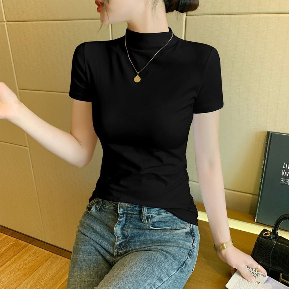 Футболка женская с коротким рукавом и высоким воротником