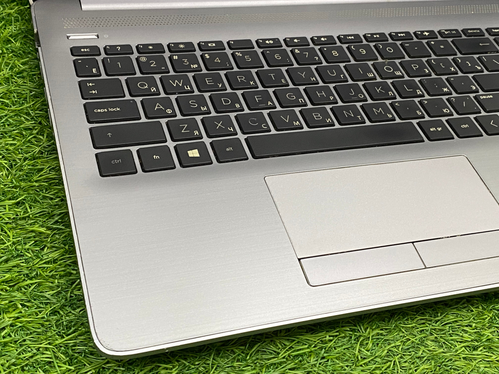 Ноутбук HP 15' i3-7020U/8GB/240GB/ 250 G7[6BP29EA]/Windows 10