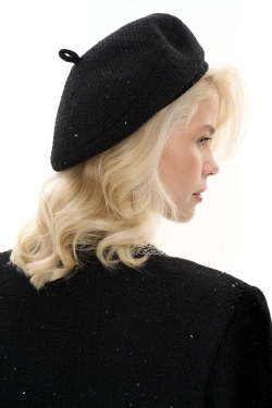 Берет черный