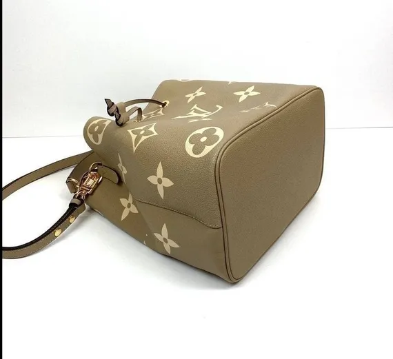 Сумка Louis Vuitton Neonoe MM серо-бежевый