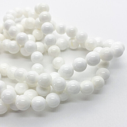 Арагонит бусины, диаметр около 8,5-8,7 мм, цена за 11 шт (1/4 нити)