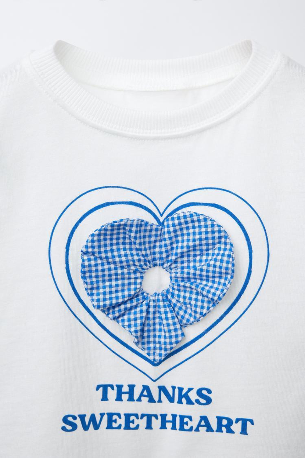 ZARA ФУТБОЛКА С ДЕТАЛЬЮ В КЛЕТКУ ВИШИ, БЕЛЫЙ