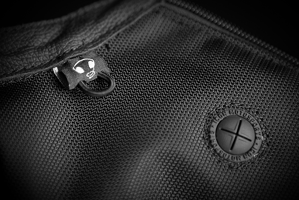 Мотокуртка - ICON SANCTUARY (кожа, черная)