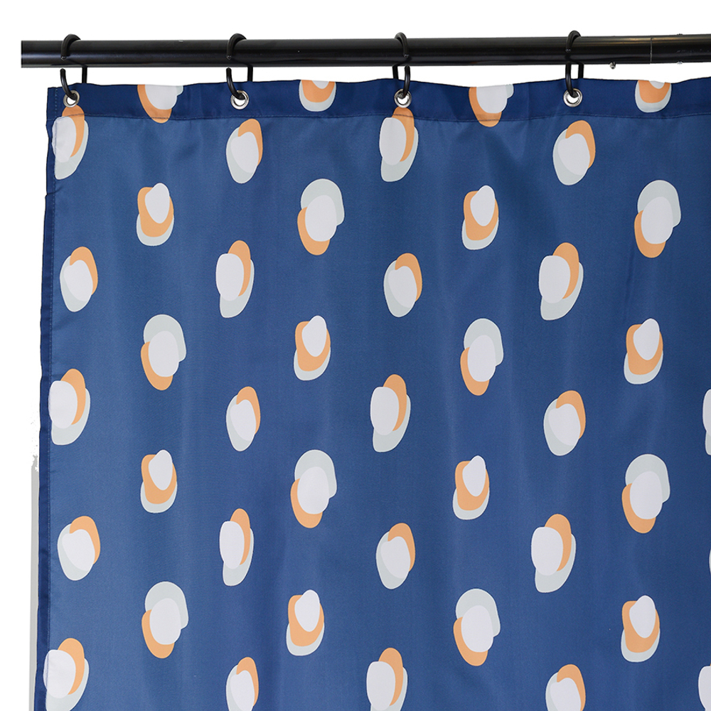 Штора для ванной темно-синего цвета с принтом sun spots  из коллекции wild, 180х200 см