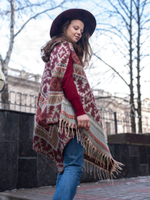 Пончо женское шерстяное с орнаментом