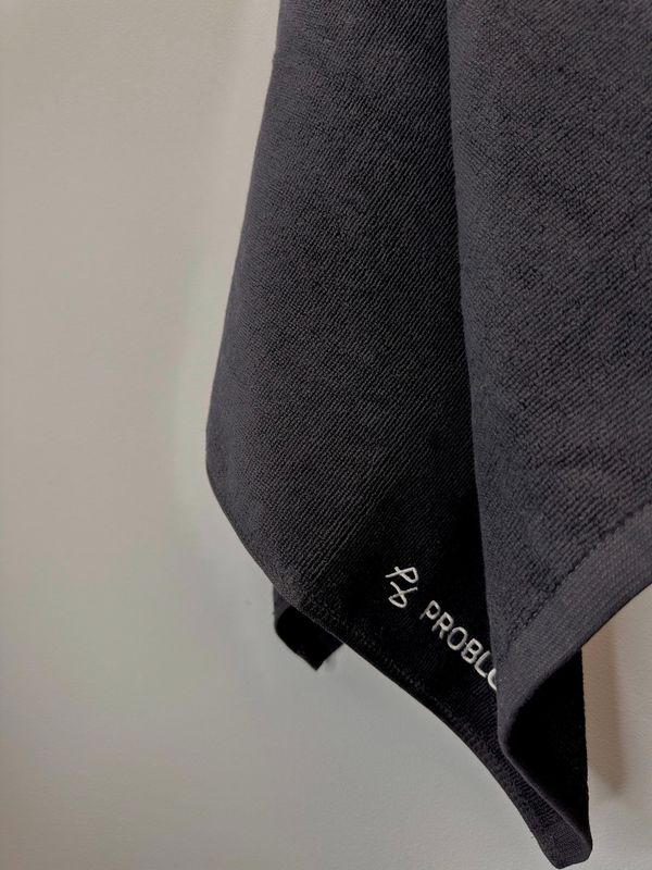 Полотенце, устойчивое к красителю и порошку